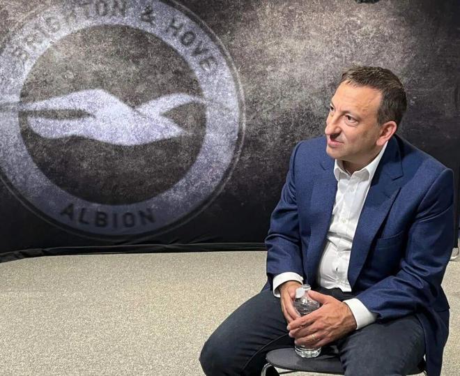 九游体育-西甲转会期走向成谜，布莱顿调整名单，质疑声仍在，团队化学反应显著(西甲转会规定)